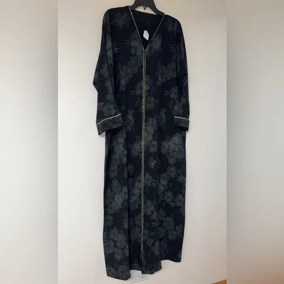 Abaya Islamic Wear Maxi Long Sleeved Dress Size XL / XXL Black Floral Green NEW - Picture 1 of 11
